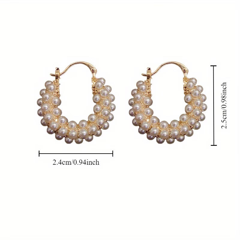 Layered pearl hoop earrings, gold-tone with white pearls; 2.4 cm wide, 2.5 cm tall