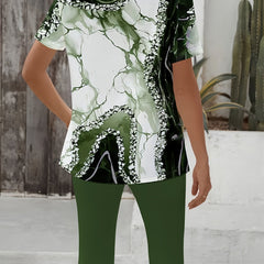 Printed stretch two-piece set, green capri leggings and patterned short-sleeve top back