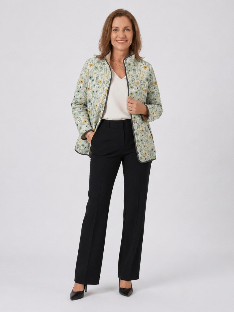 Floral quilted jacket with multicolour print, black trim, zip-front, long sleeves