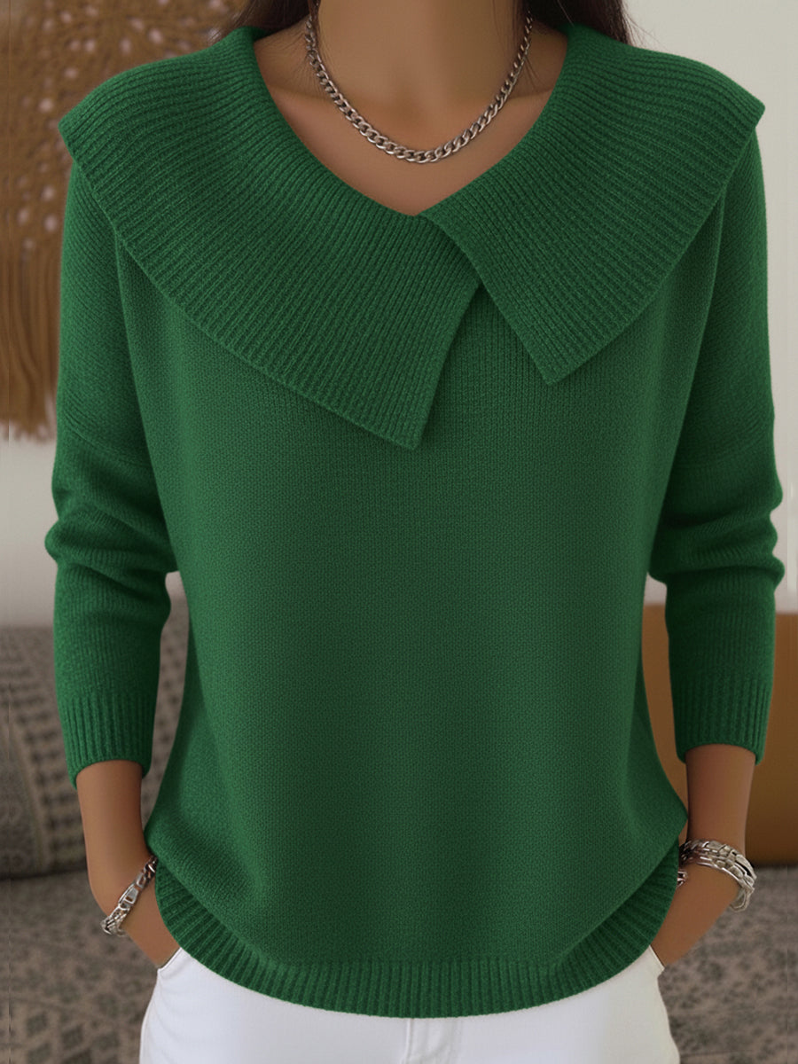 Green warm knit jumper with soft collar, V-neck, long sleeves