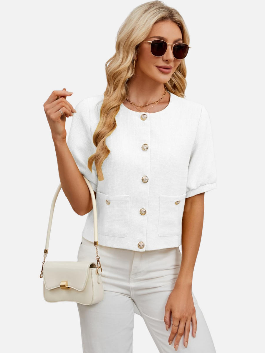 Cropped tweed blazer jacket in white, short sleeves, front button closure, chest pockets