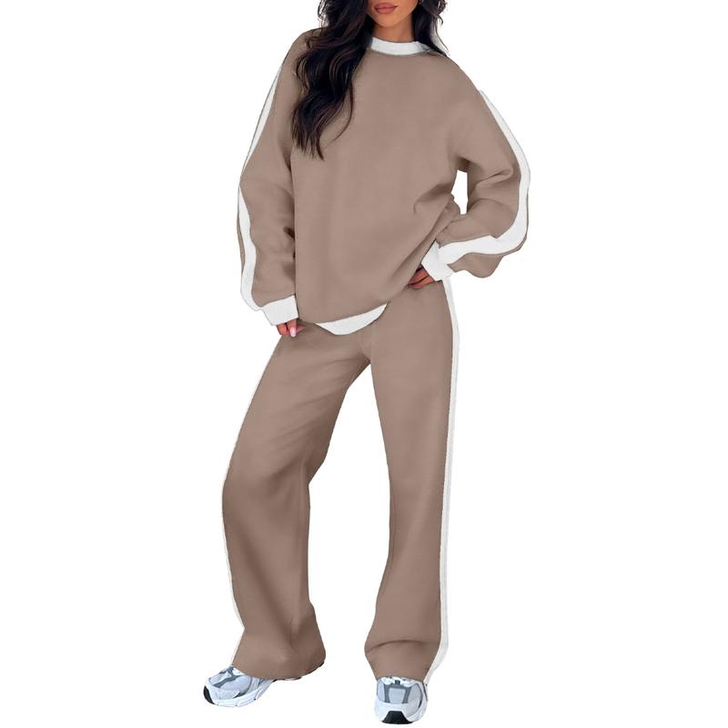 Smoke grey-brown 2-piece lounge set with crewneck sweatshirt and loose jogger pants, light contrast trim