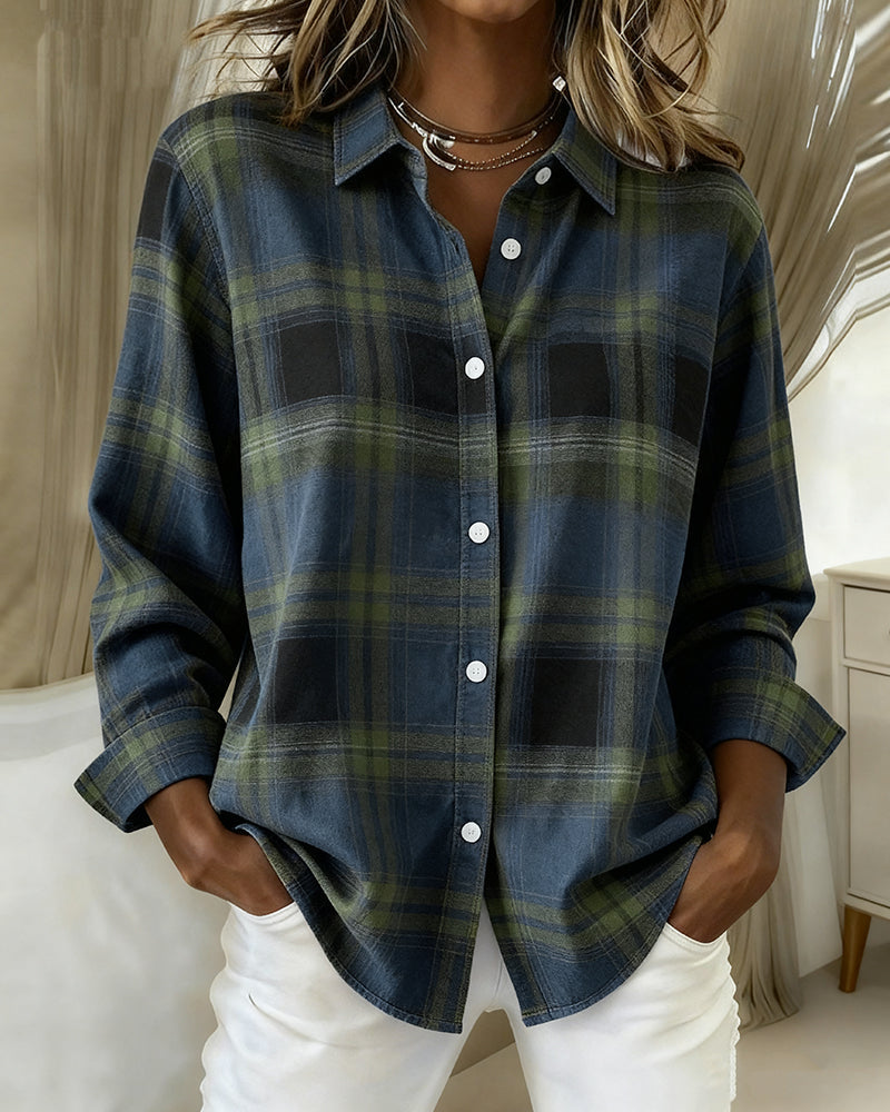 Plaid button-front shirt with notched collar in dark blue and green, long sleeves